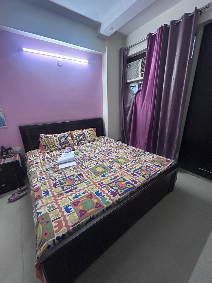 Bedroom, antriksh-golf-view 3 Bedroom 1480 Sq.Ft. Apartment In Sector 78 Noida 9492768