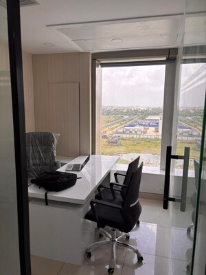  Office Space For Rent in New Town