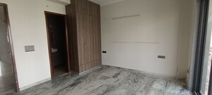 Room in 3.5 BHK Builder Floor at Vastu Apartments, Sector 55 – for Rent