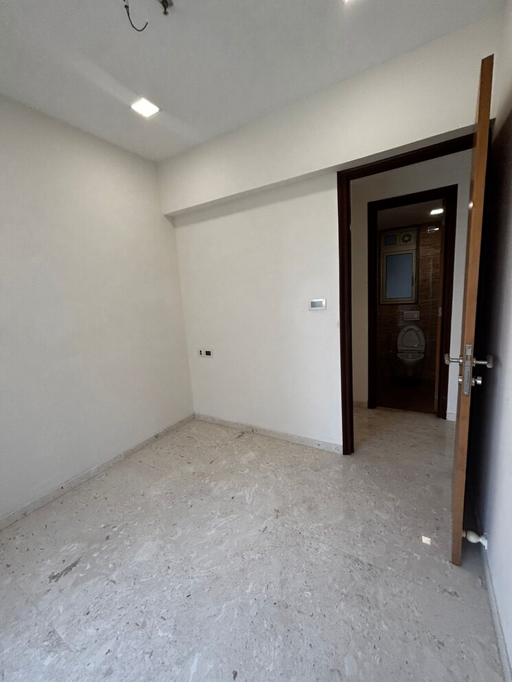 Room, ekta-tripolis 2.5 Bedroom 1130 Sq.Ft. Apartment In Goregaon West Mumbai 9492816