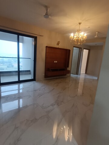 Room in 2 BHK Apartment at M3M Skywalk, Sector 74 – for Rent