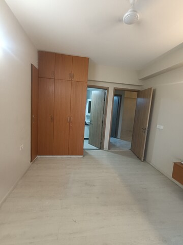 Room in 2 BHK Apartment at M3M Skywalk, Sector 74 – for Rent