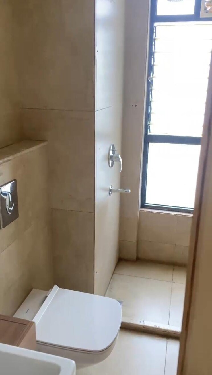 Bathroom, em bypass 4 Bedroom 2830 Sq.Ft. Apartment In Em Bypass Kolkata 9492843