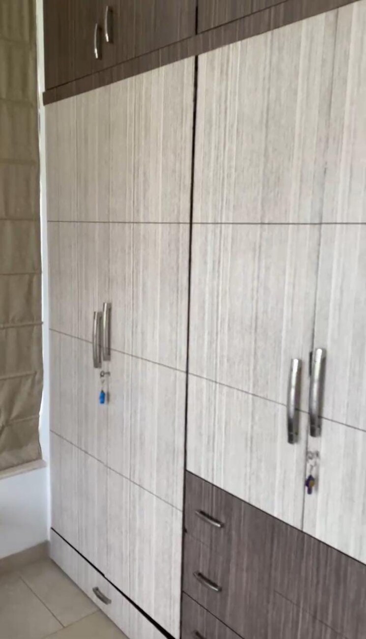 Bathroom, em bypass 4 Bedroom 2830 Sq.Ft. Apartment In Em Bypass Kolkata 9492843