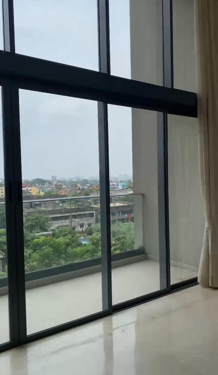 Room, em bypass 4 Bedroom 2830 Sq.Ft. Apartment In Em Bypass Kolkata 9492843