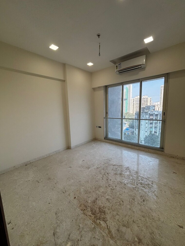 Room, ekta-tripolis 2 Bedroom 775 Sq.Ft. Apartment In Goregaon West Mumbai 9492850