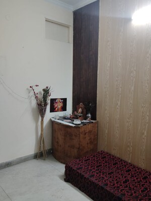 Hall in 1.5 BHK Builder Floor at Sector 17 – for Rent