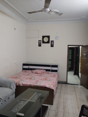 1.5 BHK Builder Floor For Rent in Sector 17
