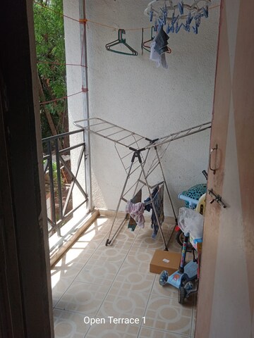 Bathroom in 3 BHK Apartment at Dombivli West – for Rent