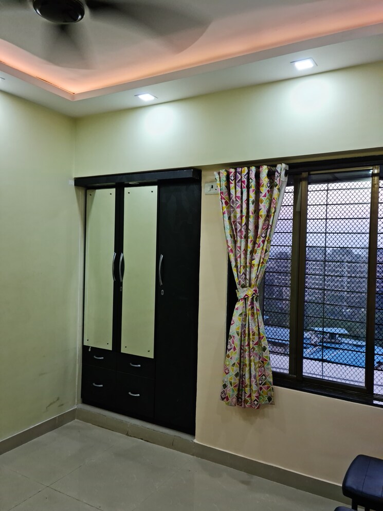 Room, hubtown-gardenia 2 Bedroom 930 Sq.Ft. Apartment In Mira Road Thane 9492900