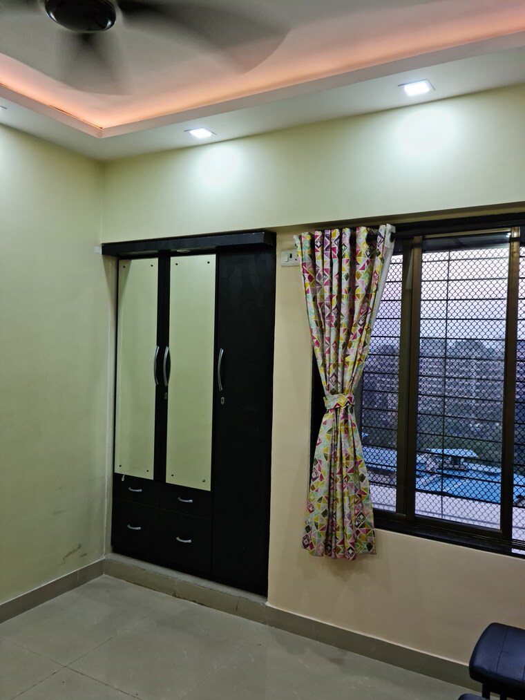 Room, hubtown-gardenia 2 Bedroom 930 Sq.Ft. Apartment In Mira Road Thane 9492900