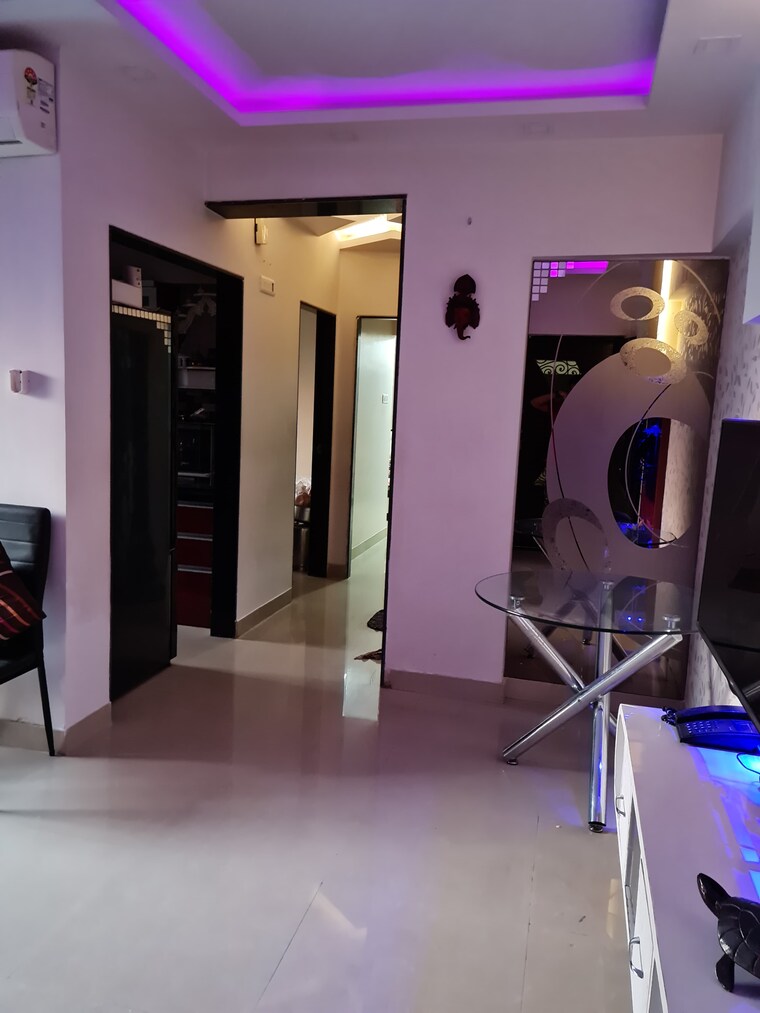 Team Area, hubtown-gardenia 2 Bedroom 930 Sq.Ft. Apartment In Mira Road Thane 9492900