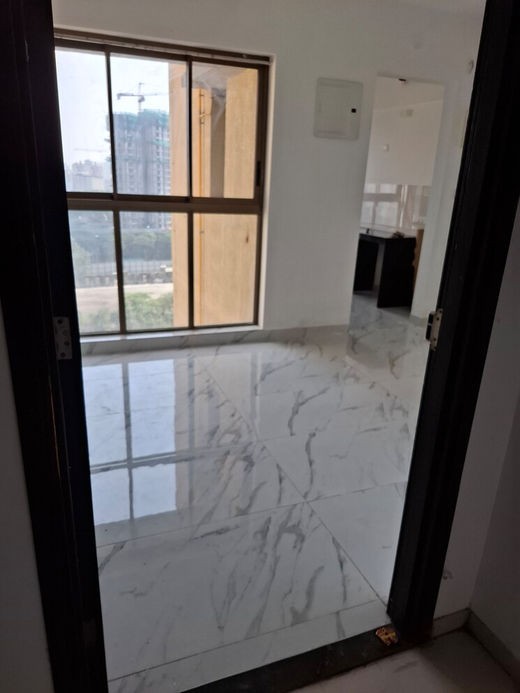 Room, dosti-vijeta 2 Bedroom 820 Sq.Ft. Apartment In Vartak Nagar Thane 9492855
