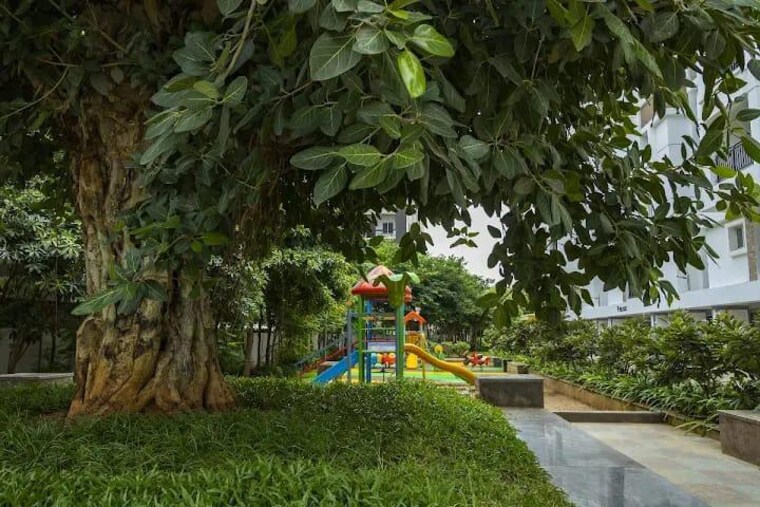 Garden, kondapur 2 Bedroom 1300 Sq.Ft. Apartment In Kondapur Hyderabad 9492925