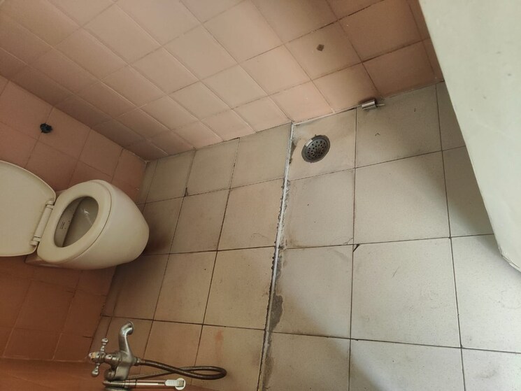 Bathroom, nanded-city 3 Bedroom 1600 Sq.Ft. Apartment In Sinhagad Road Pune 9492906