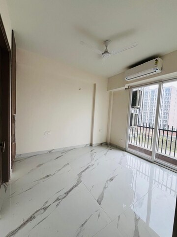 Balcony in 3 BHK Apartment at Smart World Orchard, Sector 61 – for Rent