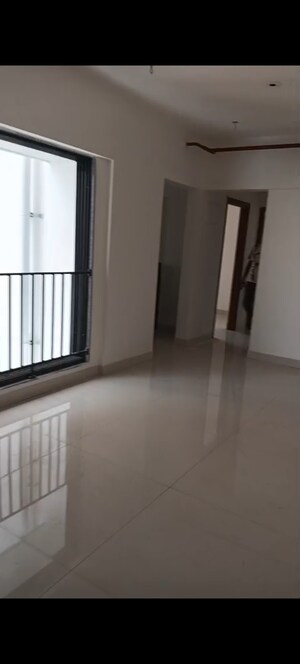 Room in 2 BHK Apartment at BG Monte Verita North Annexe, Borivali East – for Rent