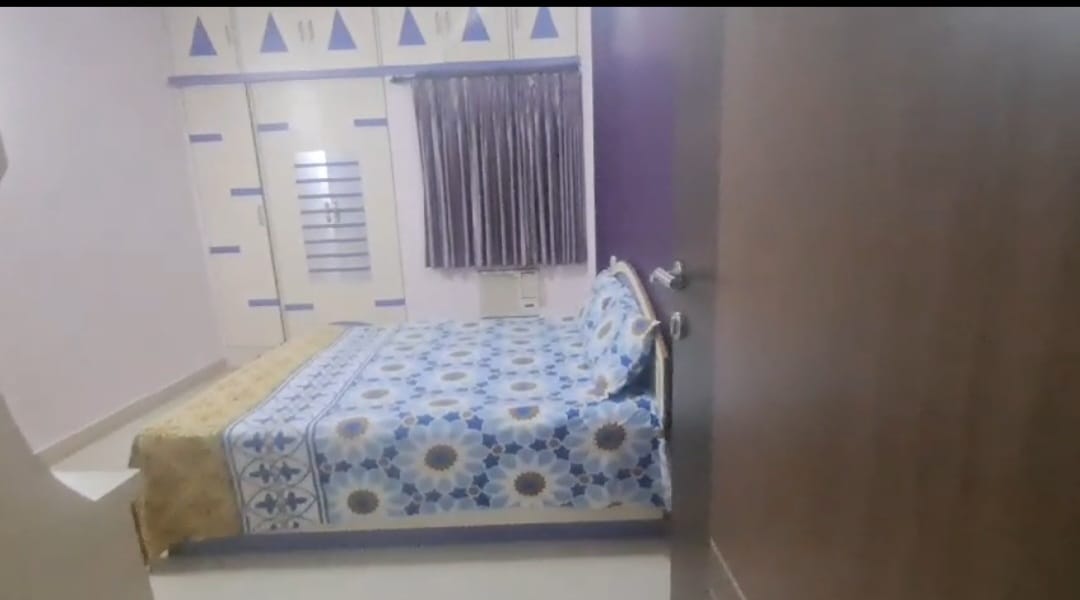 2 BHK + Pooja Room Apartment For Rent in Raunak Park