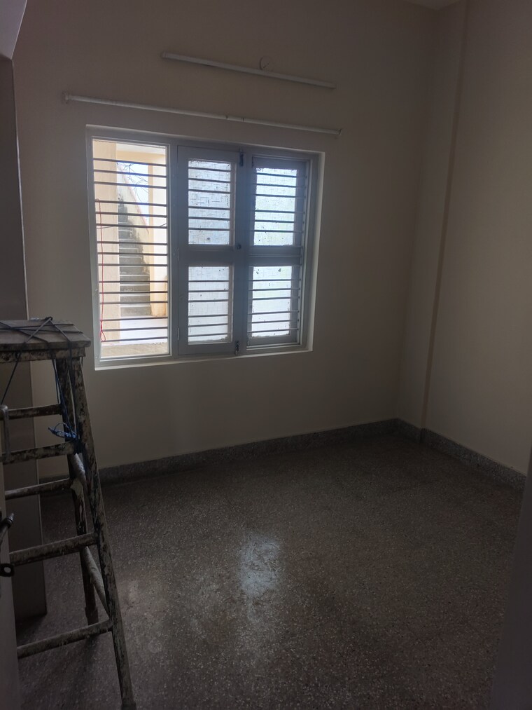 Room, prashanth-nilaya 1 Bedroom 600 Sq.Ft. Apartment In Yemalur Bangalore 9493093