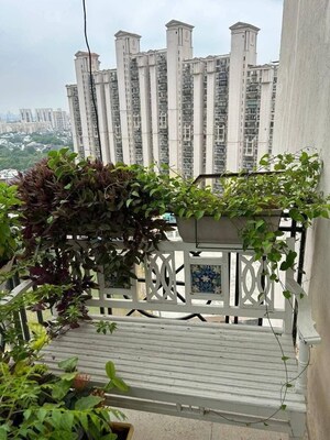3 BHK Apartment – Exterior View View at DLF Regency Park II, Sector 27 - for Rent