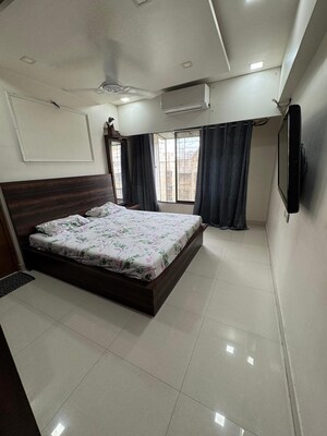 Living Room in 2 BHK Apartment at Gundecha Marigold, Kandivali East – for Rent