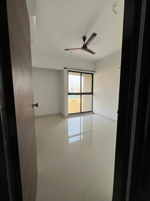Room in 3 BHK Apartment at Lodha Palava Olivia C, Dombivli East – for Rent