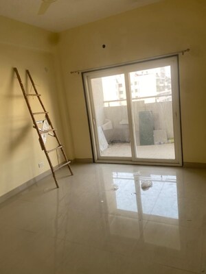 Room in 2 BHK Apartment at K.M. Apartments, Sector 3 Dwarka – for Rent
