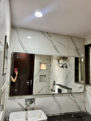 Attached Bathroom in 4 BHK Apartment at Pragati Apartments Dwarka, Sector 11 Dwarka – for Rent