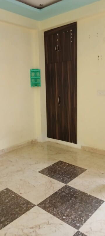 2 BHK Builder Floor For Rent in Sector 1