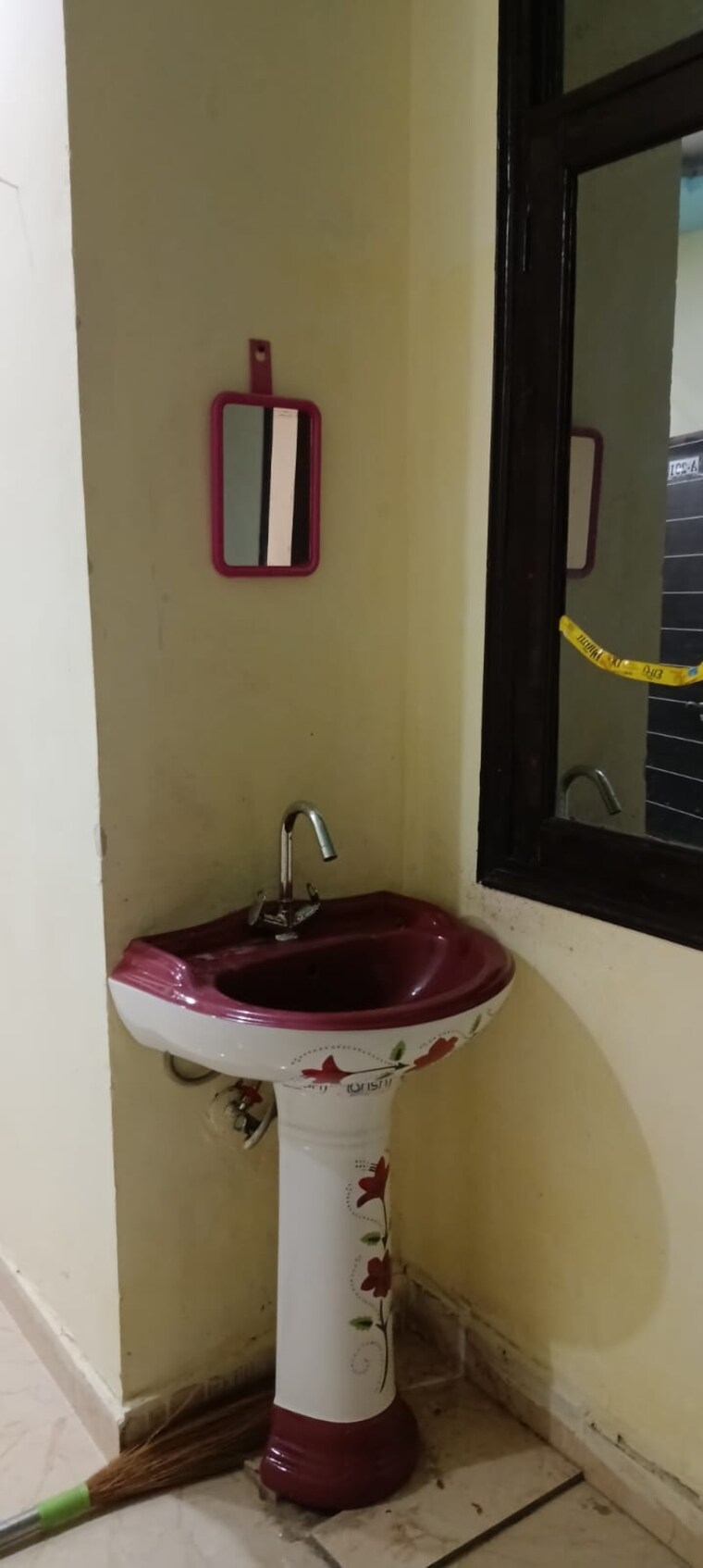 undefined, sector 1 2 Bedroom 1100 Sq.Ft. Builder Floor In Sector 1 Noida 9493184