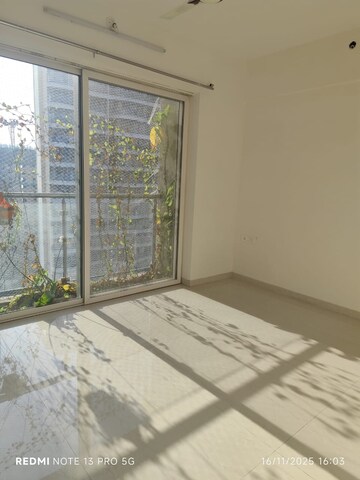 Room in 1 BHK Apartment at Andheri East – for Sale