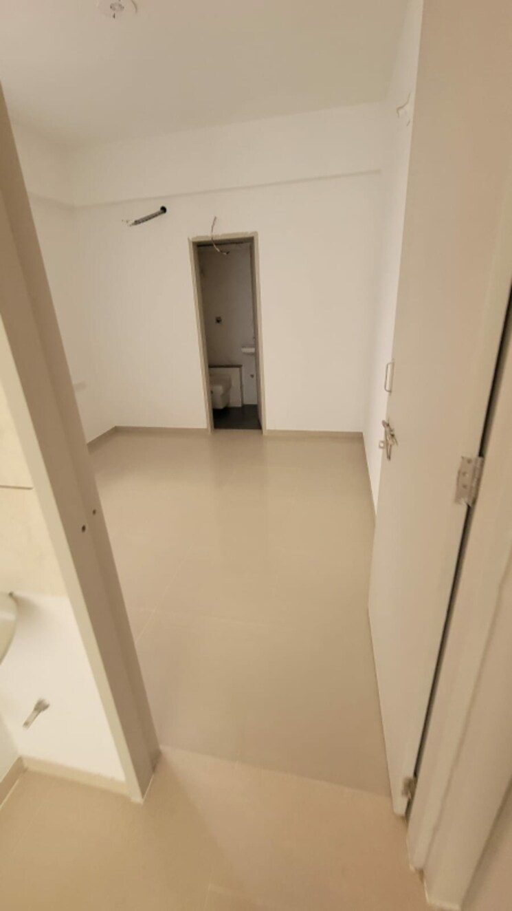 Room, nana chiloda 3 Bedroom 1800 Sq.Ft. Apartment In Nana Chiloda Ahmedabad 9493212