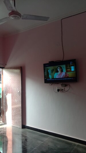 Furnished Amenities in 2 BHK Builder Floor at Shibban Pura – for Sale