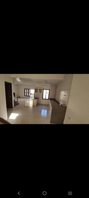 Furnished Amenities in 3 BHK Villa at Supercity Joy, Science City – for Rent
