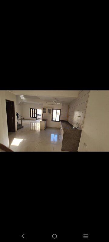Furnished Amenities in 3 BHK Villa at Supercity Joy, Science City – for Rent