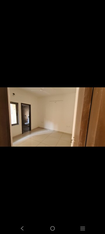 Room in 3 BHK Villa at Supercity Joy, Science City – for Rent