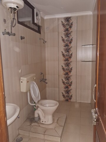 Bathroom in 3 BHK Builder Floor at Sector 47 – for Rent