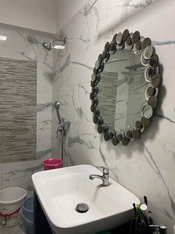 Team Area in 3 BHK Apartment at Hubtown Hillcrest, Andheri East – for Rent