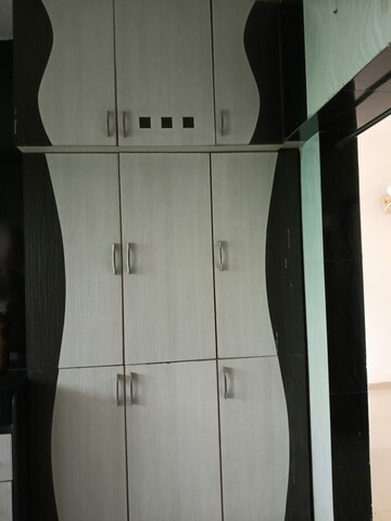 Furnished Amenities in 3 BHK Apartment at Naranpura – for Rent