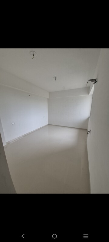 Room in 3 BHK Apartment at Vishwanath Maher Homes 4, Shela – for Rent