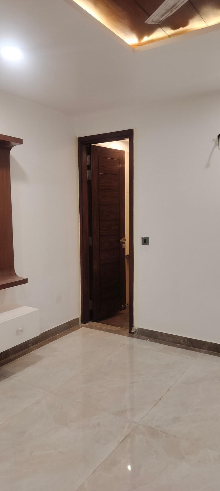 Room, janakpuri 3 Bedroom 1200 Sq.Ft. Apartment In Janakpuri Delhi 9493279