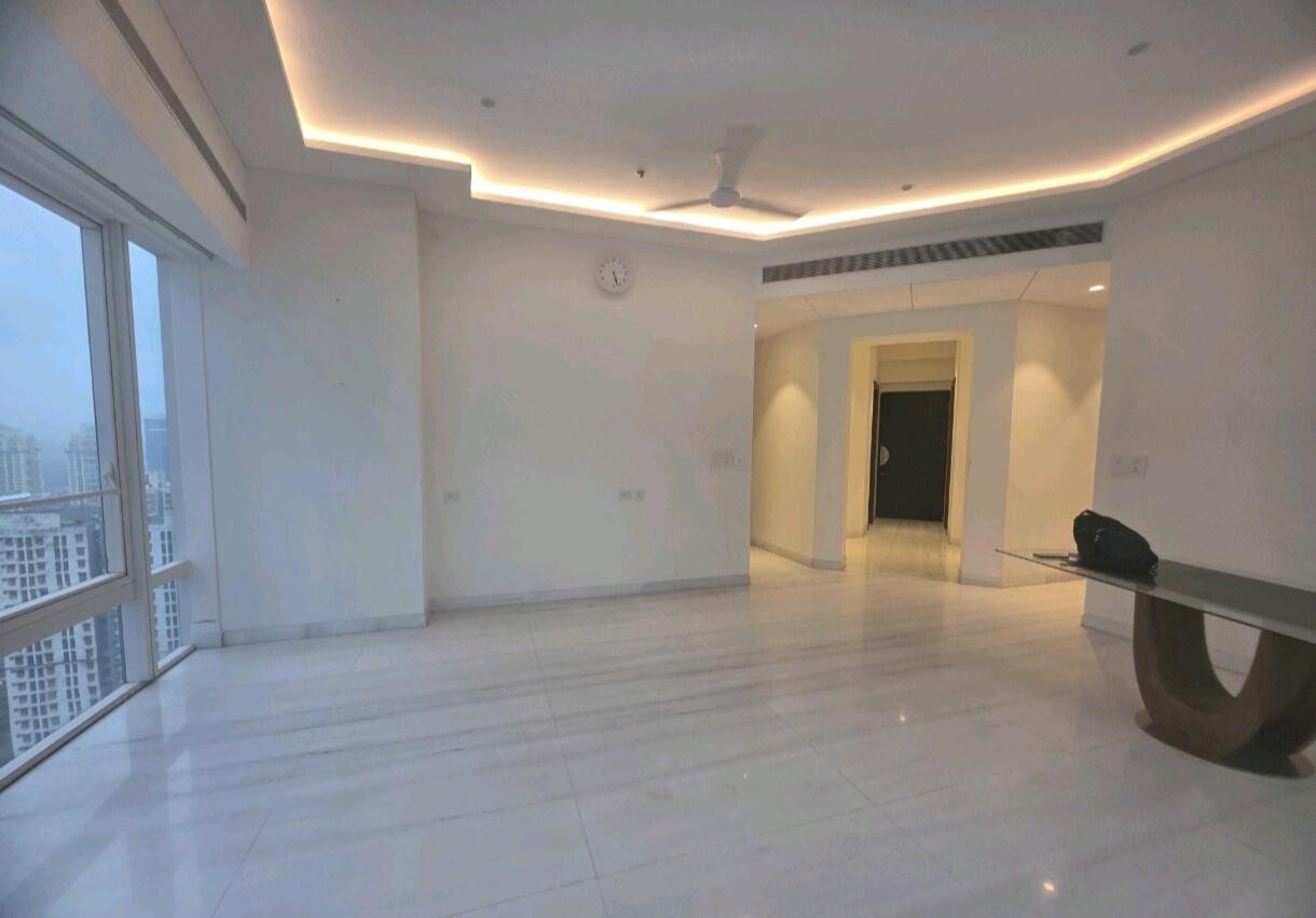 3 BHK + Servant Room Apartment For Rent in Indiabulls Blu
