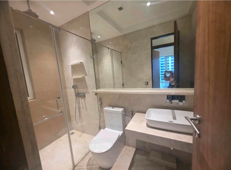 Team Area, indiabulls-blu 3 Bedroom 1577 Sq.Ft. Apartment In Worli Mumbai 9493289