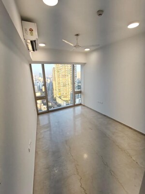 Room in 3 BHK Apartment at Lodha Kiara, Worli – for Rent