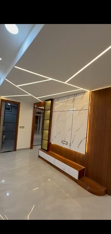 4 BHK Builder Floor For Sale in Mahavir Enclave