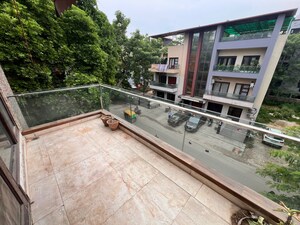 Balcony in 3 BHK Builder Floor at Ansal Sushant Lok I, Sector 43 – for Rent
