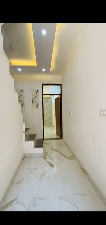 Bathroom in 1 BHK Independent House at Dwarka Mor – for Sale