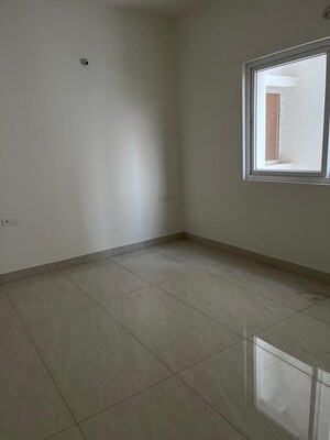 Room in 4 BHK Apartment at Prestige Beverly Hills, Kokapet – for Sale