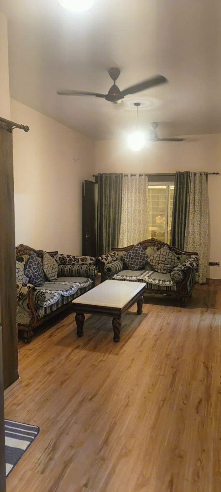 Living Room, vaishali sector 5 3 Bedroom 1570 Sq.Ft. Apartment In Vaishali Sector 5 Ghaziabad 9493336