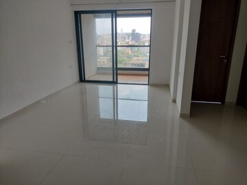 Room in 2 BHK Apartment at Majestique Signature Tower Phase 2, Balewadi – for Rent